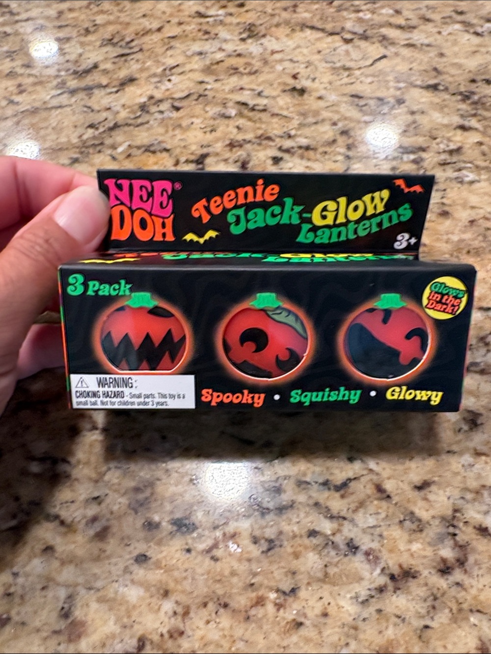 Needoh Halloween bundle Glowy Ghost, Jack Glow Lanterns and teenie pumpkins - Picture 8 of 9